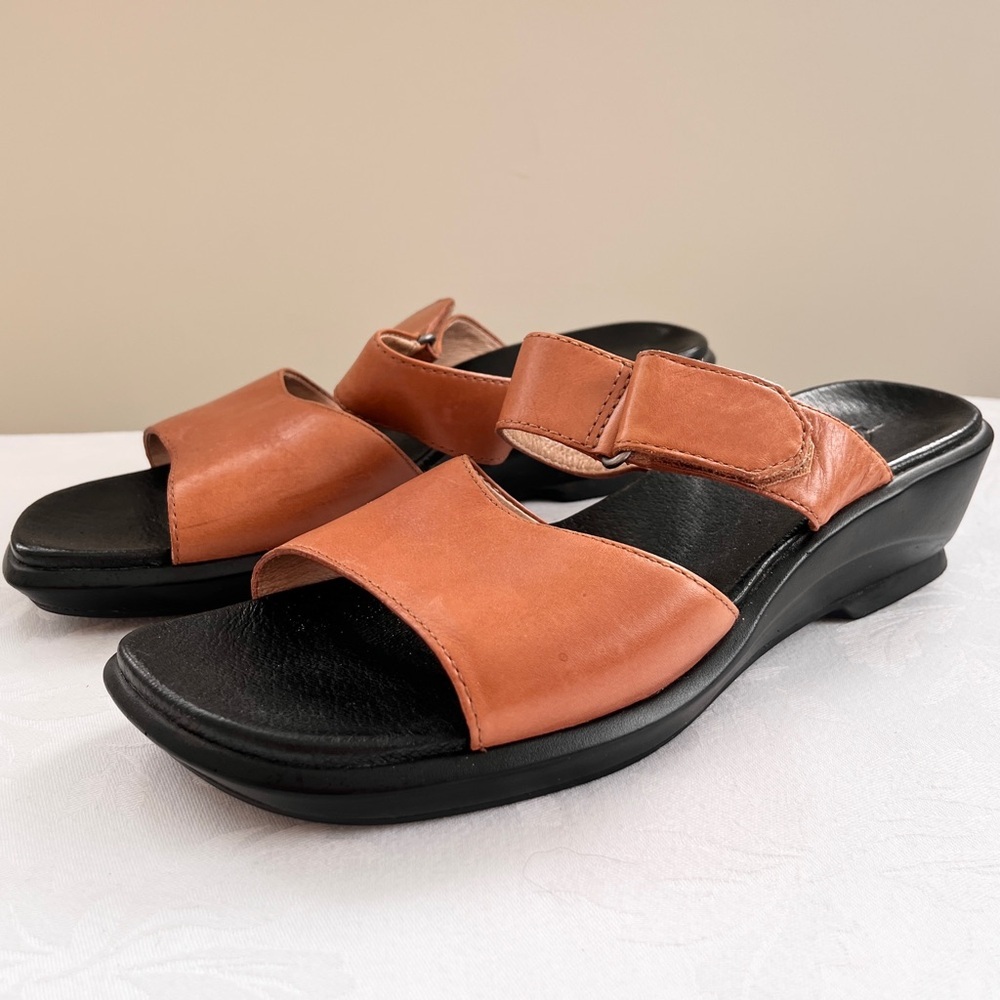 Clarks Brown Leather Sandals